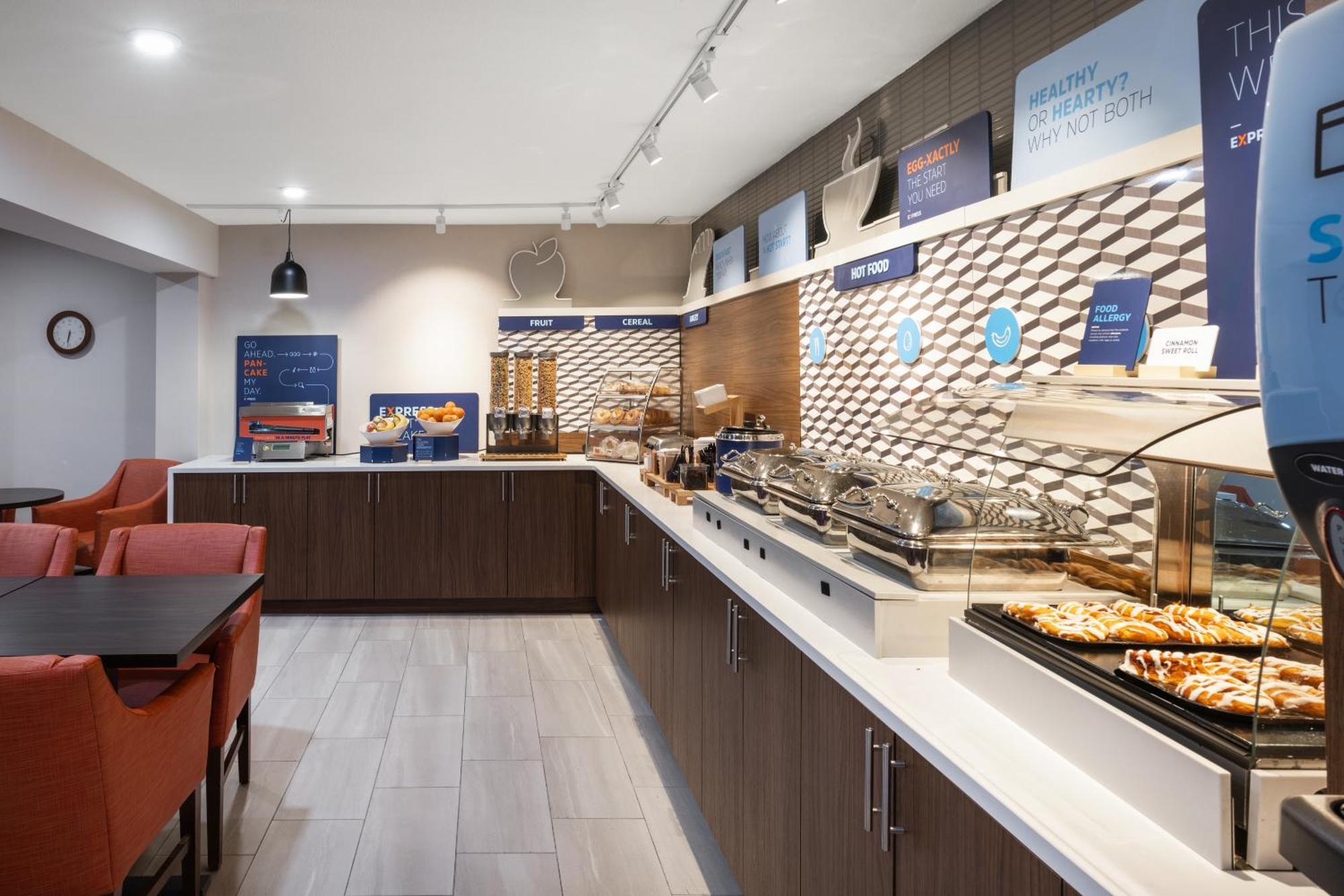 Holiday Inn Express Portland South - Lake Oswego By Ihg Экстерьер фото