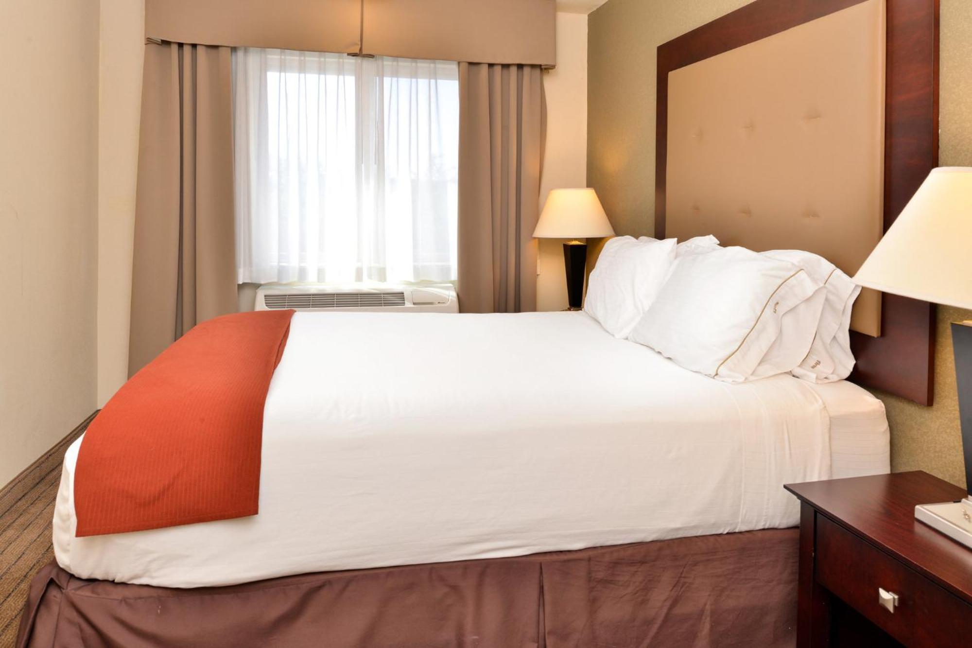 Holiday Inn Express Portland South - Lake Oswego By Ihg Экстерьер фото